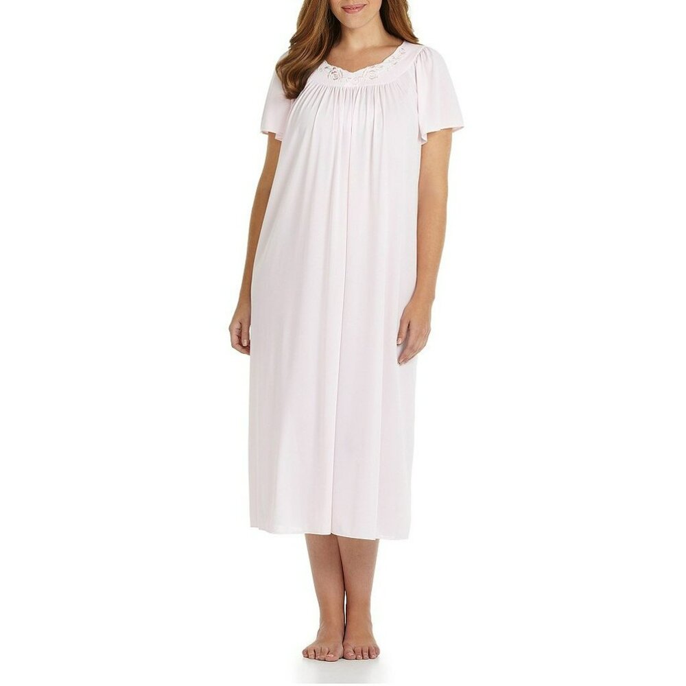 Miss Elaine Short Sleeve Embroidered Floral Nightgown Size Large